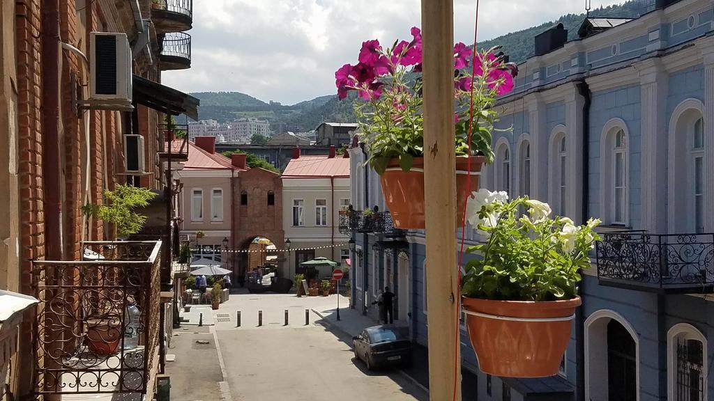 Appartamento Art House Tbilisi Esterno foto